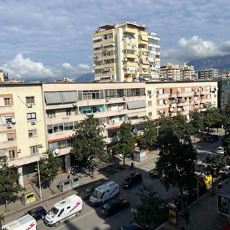 Skanderbeg View Apartments Тирана Екстер'єр фото