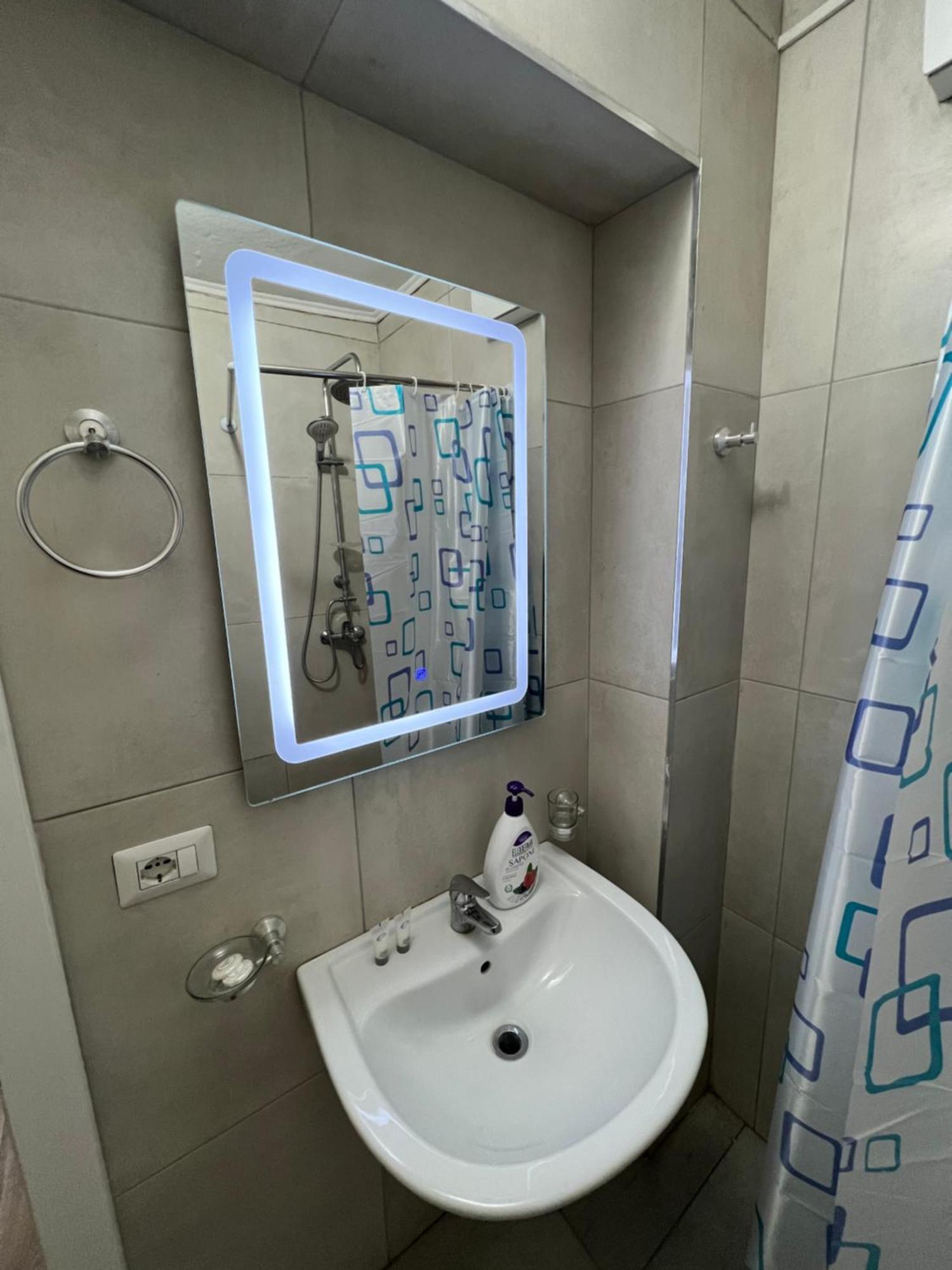 Skanderbeg View Apartments Тирана Екстер'єр фото