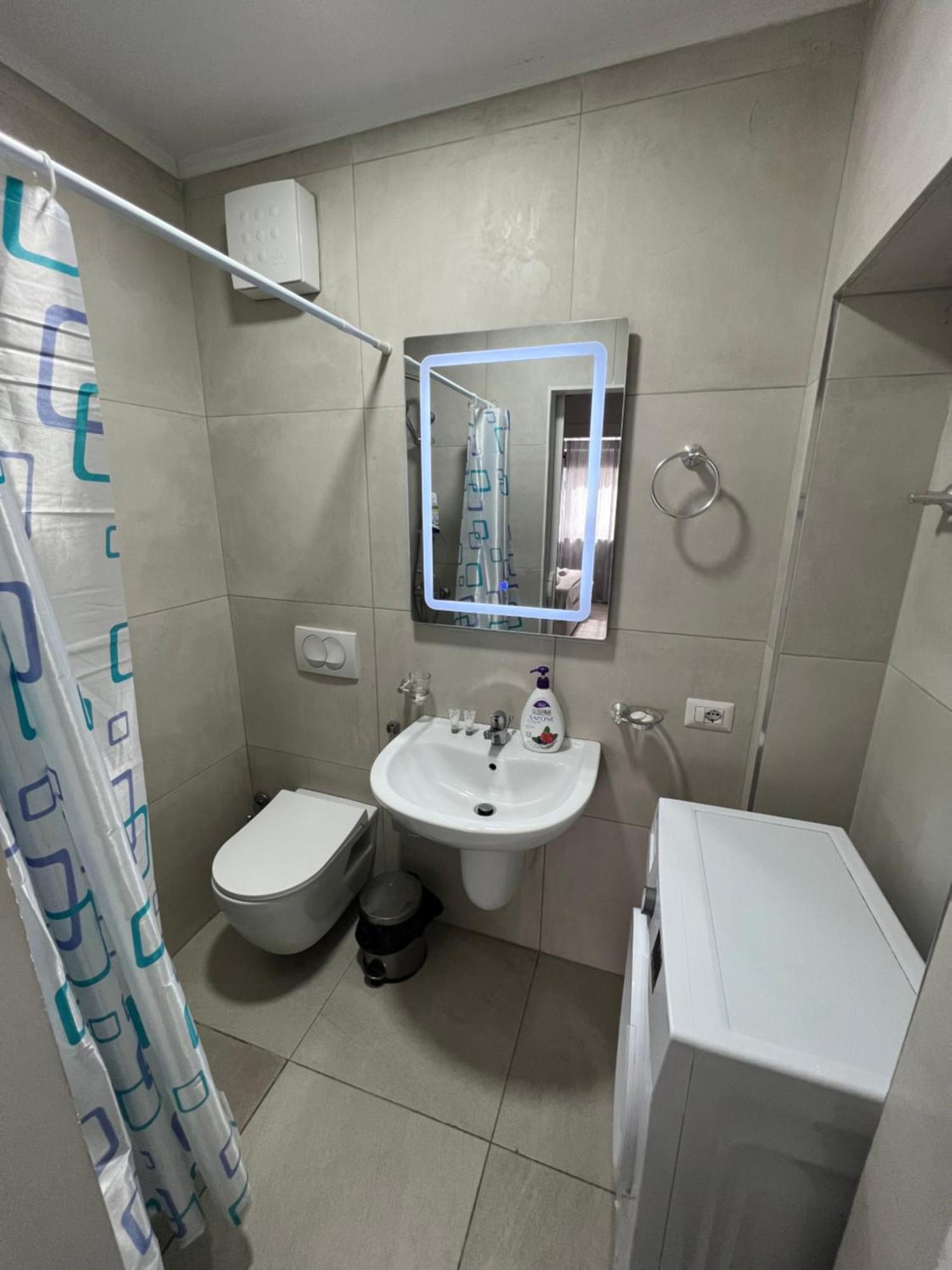 Skanderbeg View Apartments Тирана Екстер'єр фото